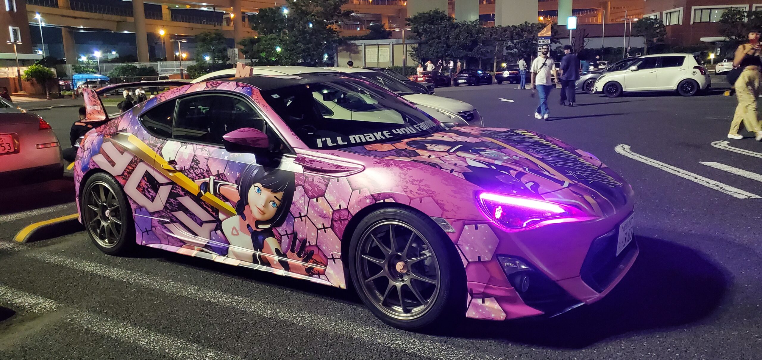 Pink Michiru itasha Toyota 86 at Daikoku